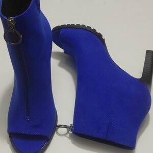 BAR III Women's  Blue  Cushioned Dillian Peep-Toe Shootie  Boots Size 8M
